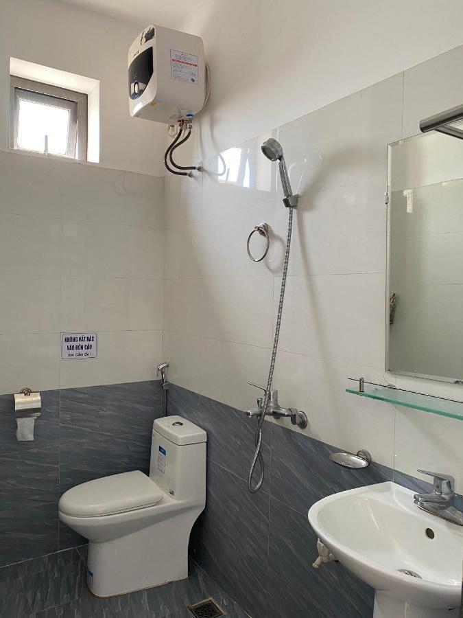 Nha Nghi Manh Binh Bed & Breakfast Hai Phong Exterior photo
