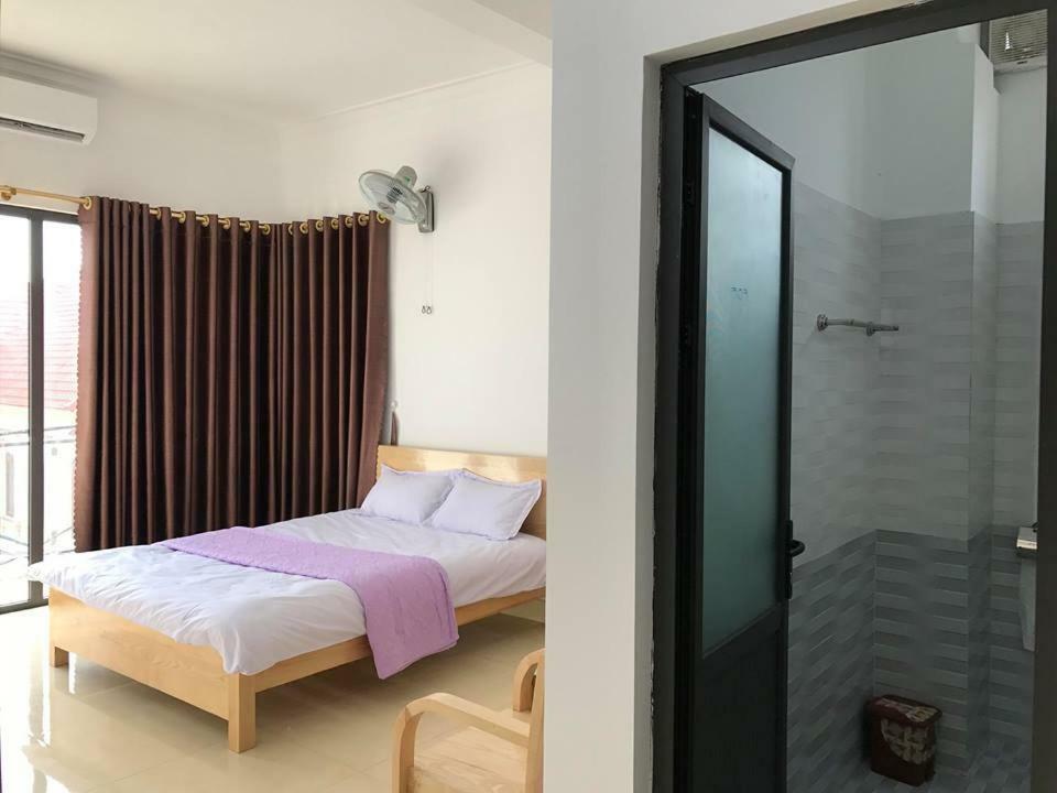 Nha Nghi Manh Binh Bed & Breakfast Hai Phong Exterior photo